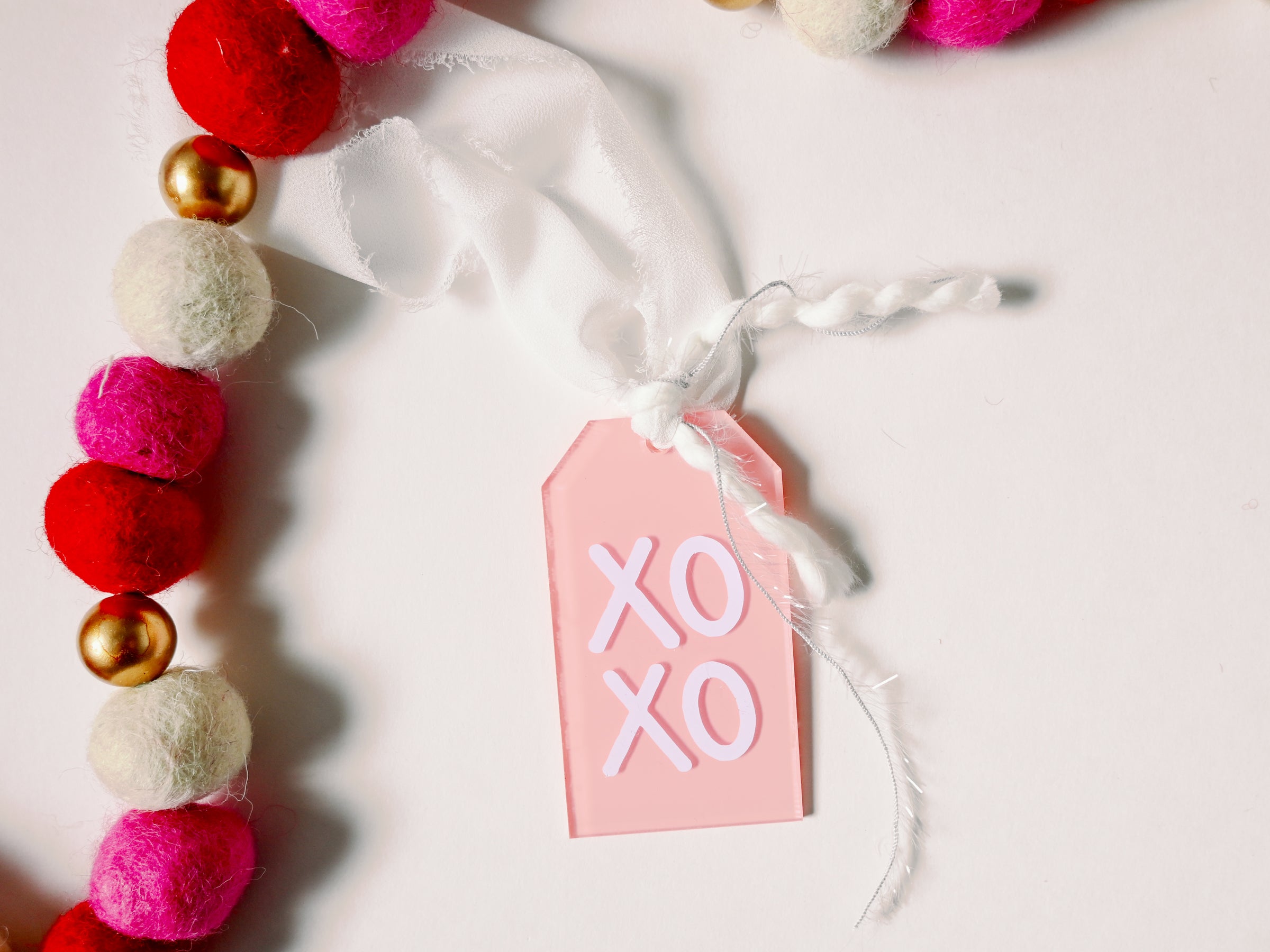 XOXO Valentine's Day Basket Tag